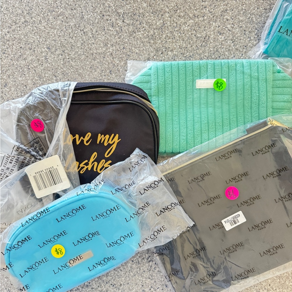 Makeup Bag Collections View 3